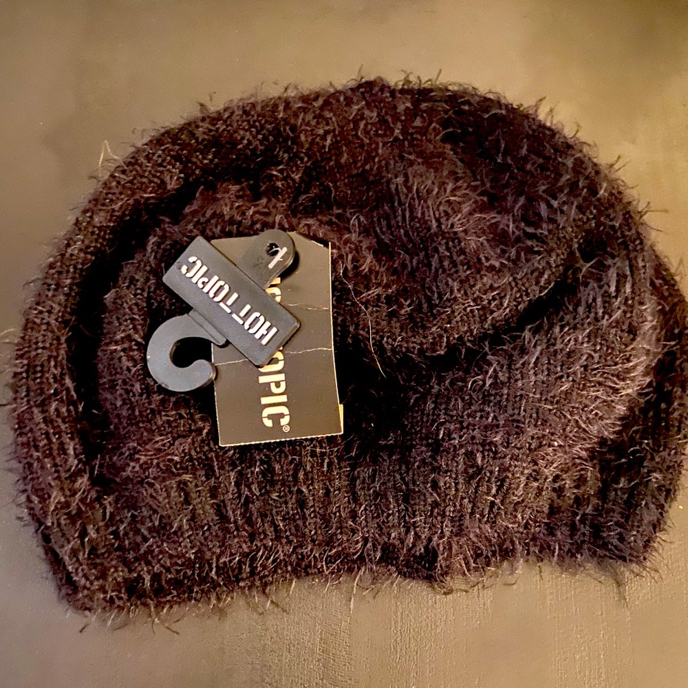 Hit topic beanie